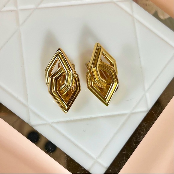 Christian Dior Abstract Gold Clip-On Earrings - Picture 1 of 9